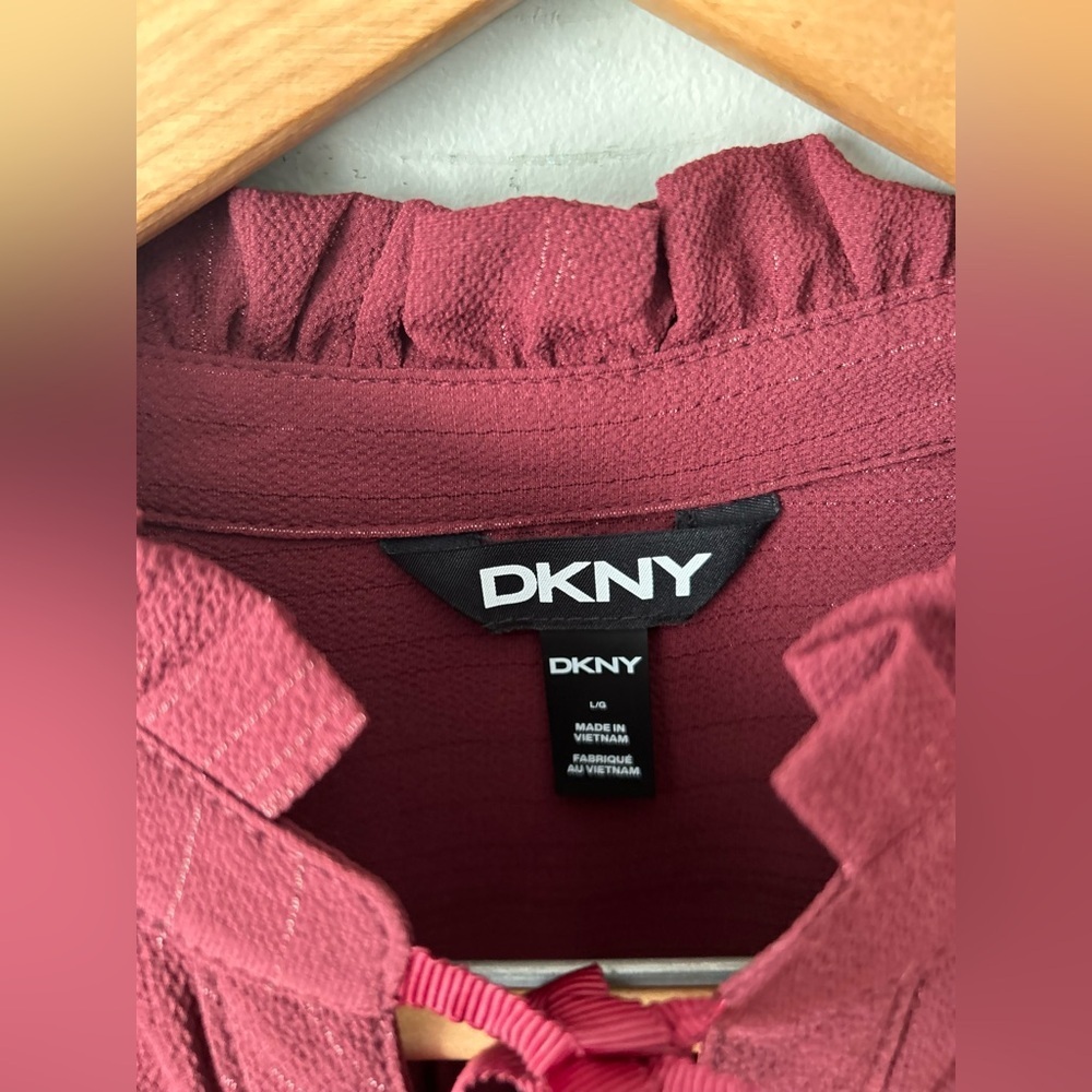 DKNY blouse - Picture 4 of 13